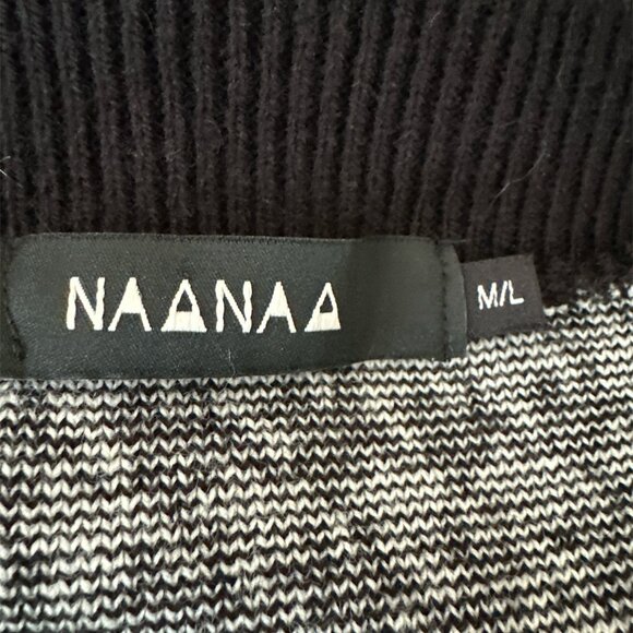 NAANAA Med/Lge Black & White Houndstooth VNeck Vest - Picture 4 of 4